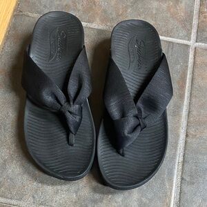 Skechers Black Knot Slide Sandals